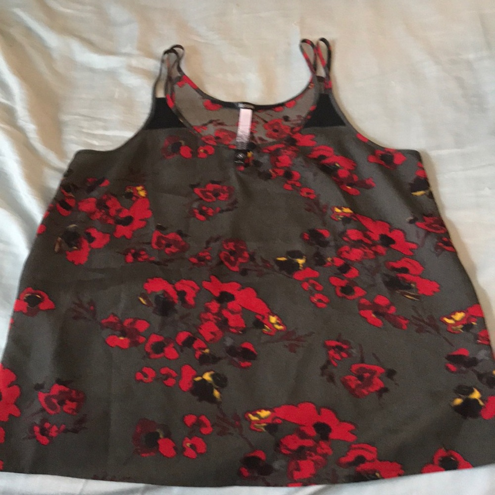 Kensie Floral tank